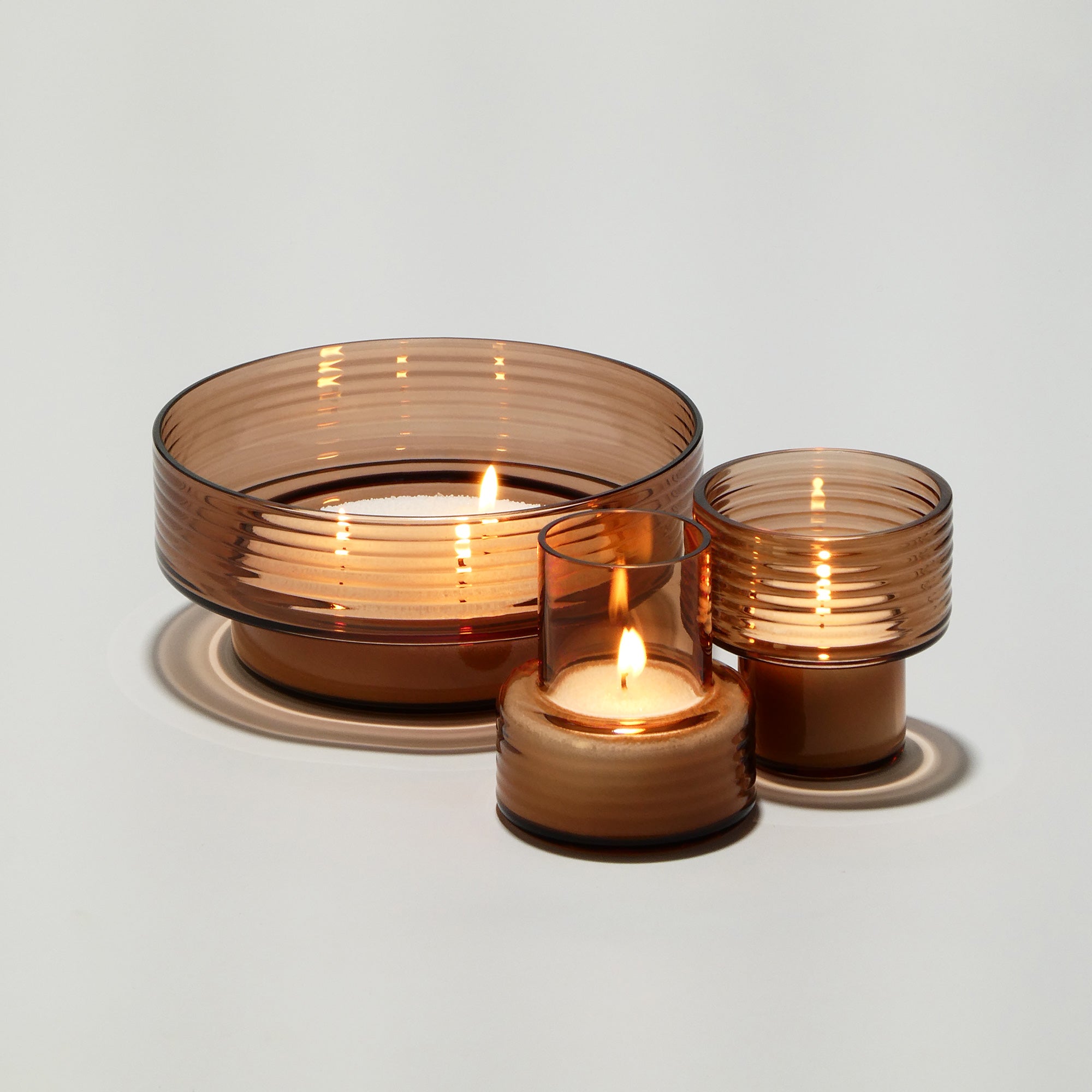 Conjunto de 3 Castiçais em vidro GLOW TOGETHER em Mocha Mousse